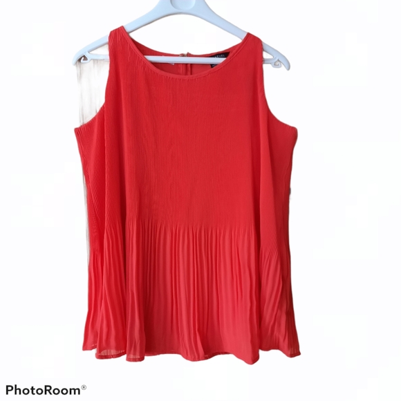 CUTE coral sleeveless blouse - Picture 1 of 16